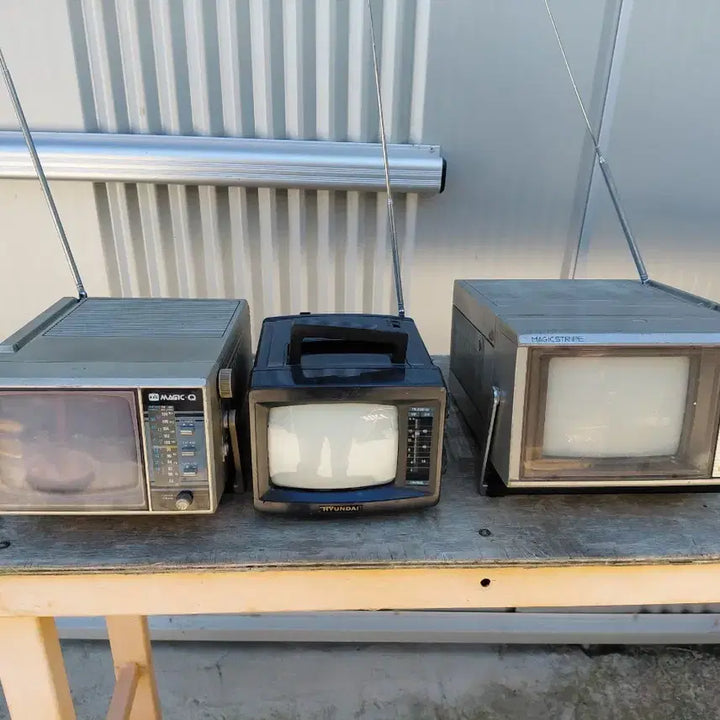 [BUNJANG] Vintage Mini TV Set Bundle / 빈티지/소형 티비  빈티지 3대 일괄 3일간할인