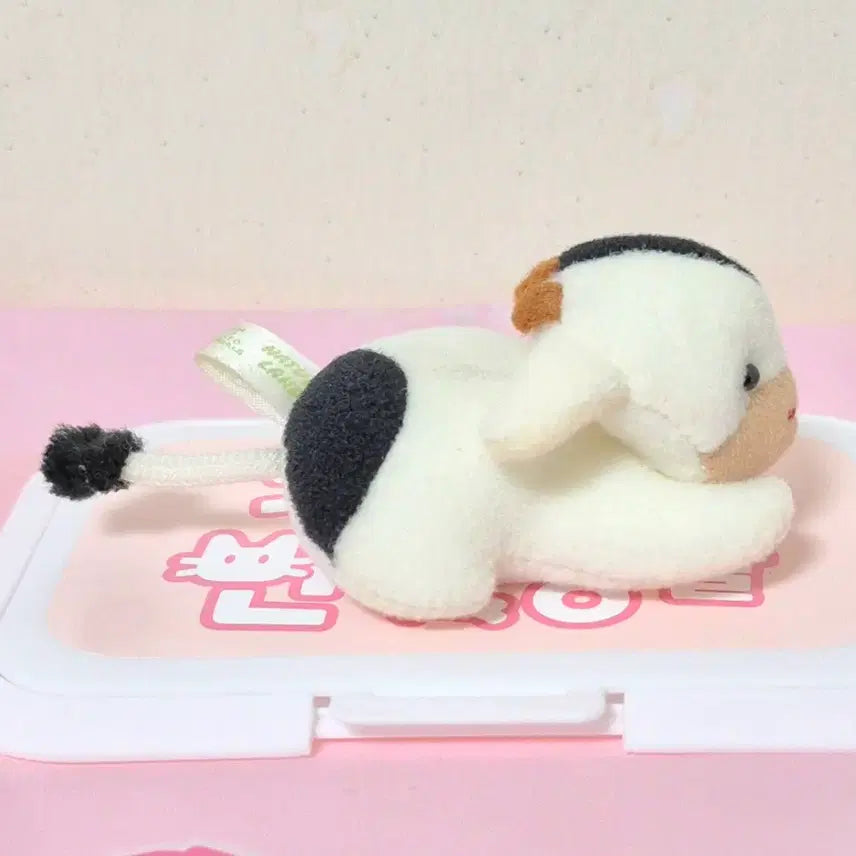 [BUNJANG] Vintage Baby Cow Poop Magnet Plush Doll / 고전 빈티지 아기 젖소 마그넷 똥인형