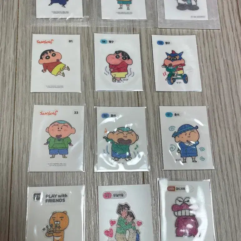 [BUNJANG] Jjanggu, Maenggu, Ryan, Hangyodong Bungeoppang Stickers Bundle Set (12 pcs) / 짱구 맹구 라이언 한교동 띠부띠부씰 (12장 일괄)