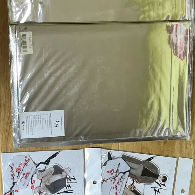 [BUNJANG] Guitai Mopyeon Shikishi Acrylic Stand Set / 귀태 모펀 색지 아크릴스탠드 양도