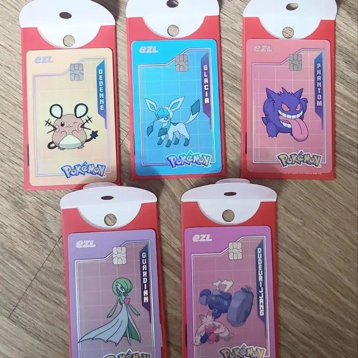 [BUNJANG] Pokemon Izle Random Transit Card Character Goods (Dedenne, Glaceon, Gengar, Gardevoir, DuDuRiJjang) / 포켓몬스터 포켓몬 이즐 랜덤 교통카드 캐릭터 굿즈 데덴네 글레이시아 팬텀 가디안 두드리짱 새제품 미사용