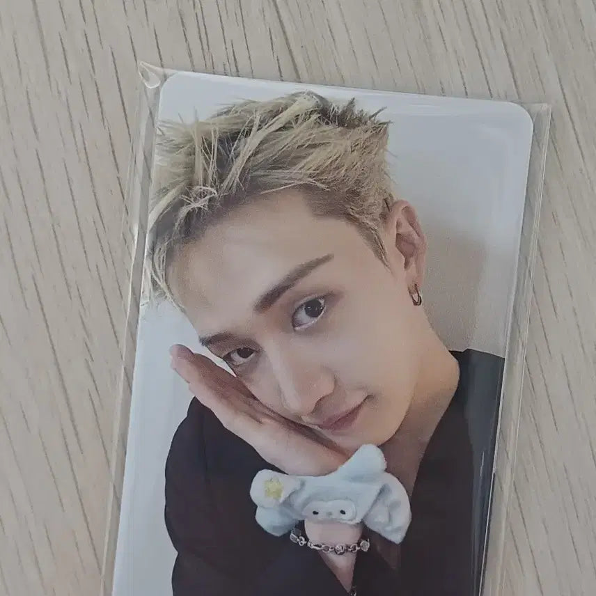 [BUNJANG] Stray Kids Run Away World Tour First Concert Photocard (Sealed) / 스트레이키즈 스키즈 런잇 월투 7/25 첫첫콘 포카 미개봉