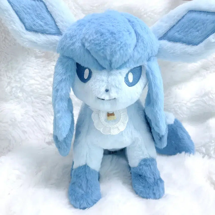 [BUNJANG] Pokemon Center Kutakuta Tatta Glaceon (M) Plush / 포켓몬센터 쿠타쿠타탓타 글레이시아M