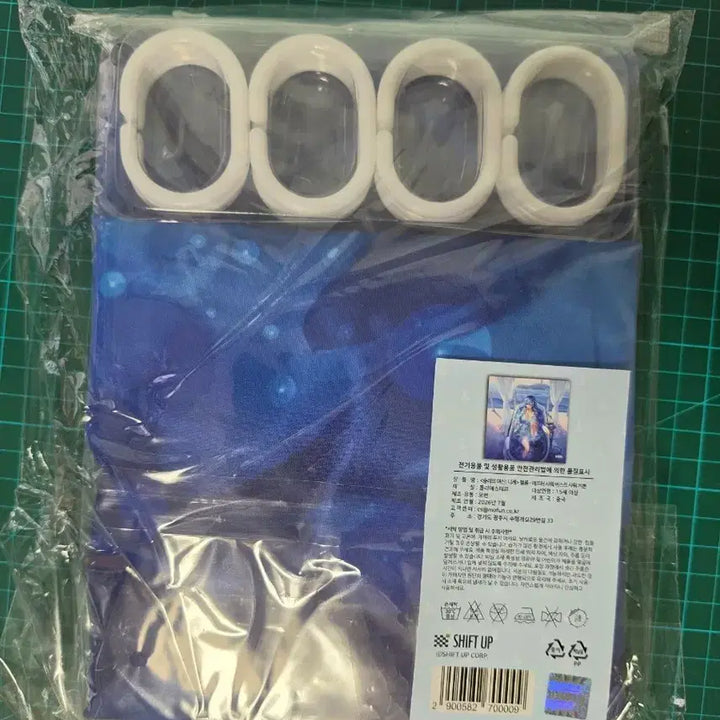 [BUNJANG] Goddess of Victory: NIKKE 2026 The Hyundai Summer Pop-up Store Helm Shower Curtain / 승리의 여신 니케 2026 더현대 여름 팝업스토어 헬름 샤워 커튼