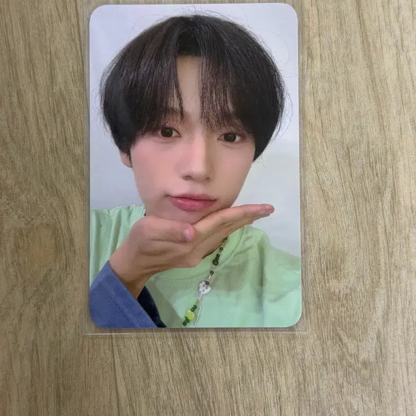 [BUNJANG] Vayonn Feng Jin Yu The Show Fan Meeting Photocard / 베이온 펑진위 더쇼 미팬 공방 포카 vayonn