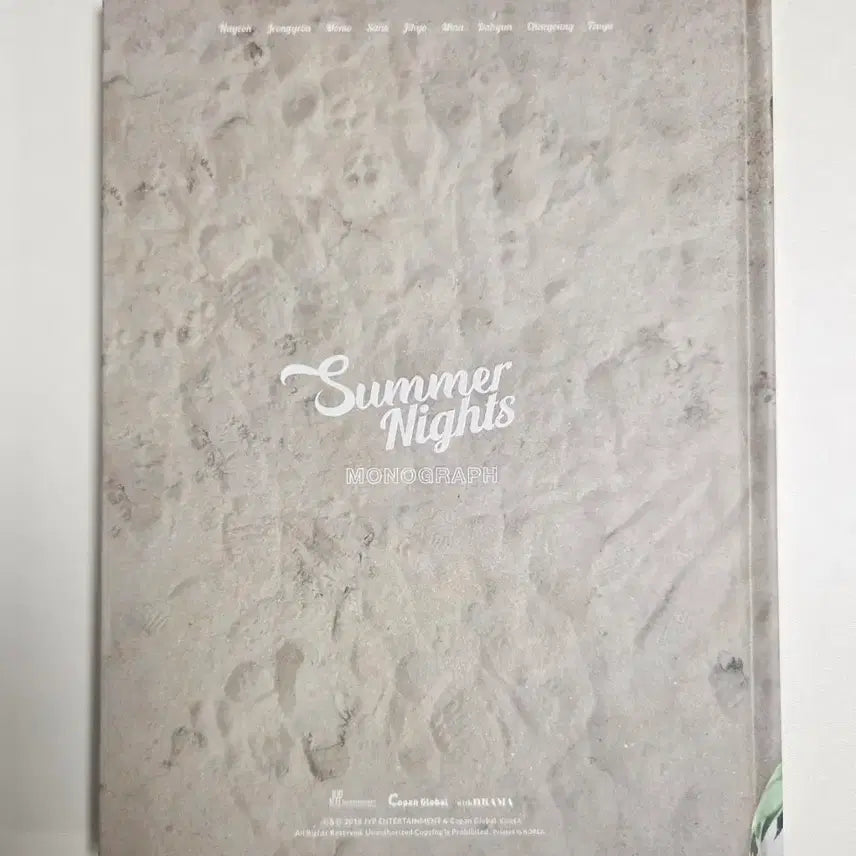 [BUNJANG] TWICE Summer Nights Photobook / 트와이스 TWICE Summer Nights 모노그래프 포토복