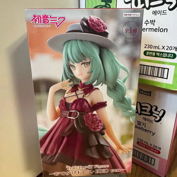 [BUNJANG] Hatsune Miku Red Dress Figure (Sealed) / [미개봉] 하츠네 미쿠 레드 드레스 피규어