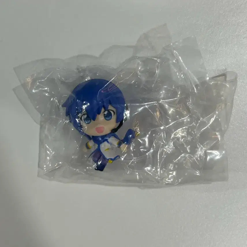 [BUNJANG] Bandai Hatsune Miku Happy Jump Figure Vocaloid Kaito / 반다이 하츠네미쿠 해피점프 피규어 가챠 보컬로이드 카이토