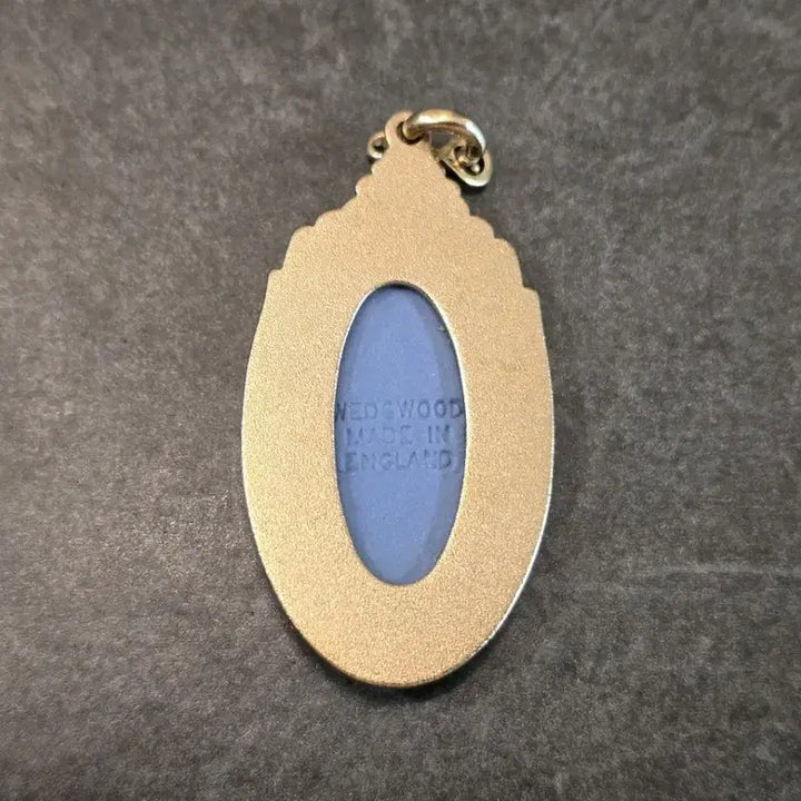 [BUNJANG] Wedgwood Jasperware Cameo Pendant / 웨지우드(Wedgwood) 재스퍼웨어 카메오 팬던트