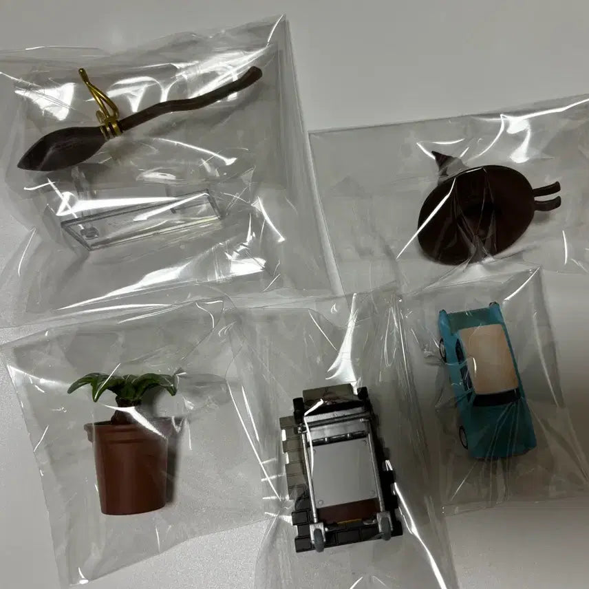 [BUNJANG] Bandai Harry Potter Miniature Collection Vol. 1 Gacha Set (5 Types) / 반다이 해리포터 미니어처 컬렉션 1탄 가챠 5종 풀세트
