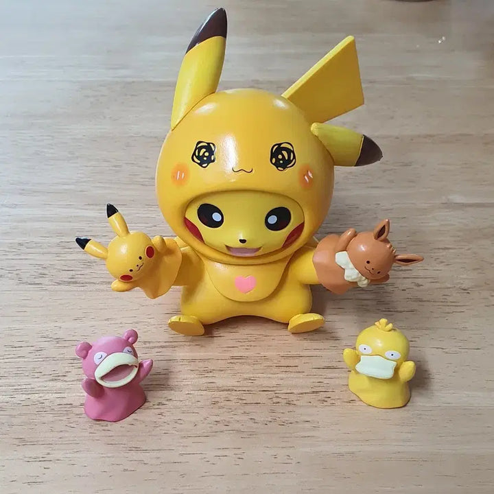 [BUNJANG] Pokemon Pikachu Figure (Over 10cm) / 포켓몬스터 피카츄 피규어