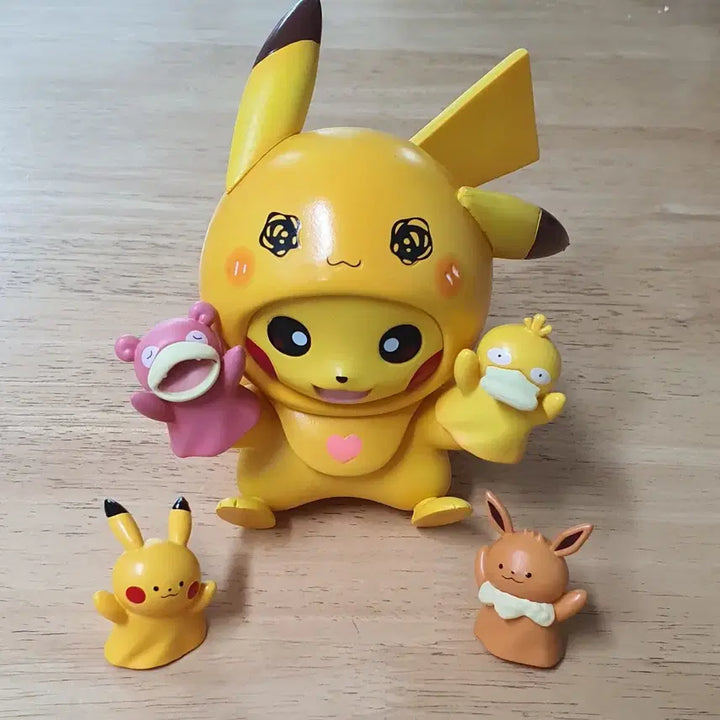[BUNJANG] Pokemon Pikachu Figure (Over 10cm) / 포켓몬스터 피카츄 피규어