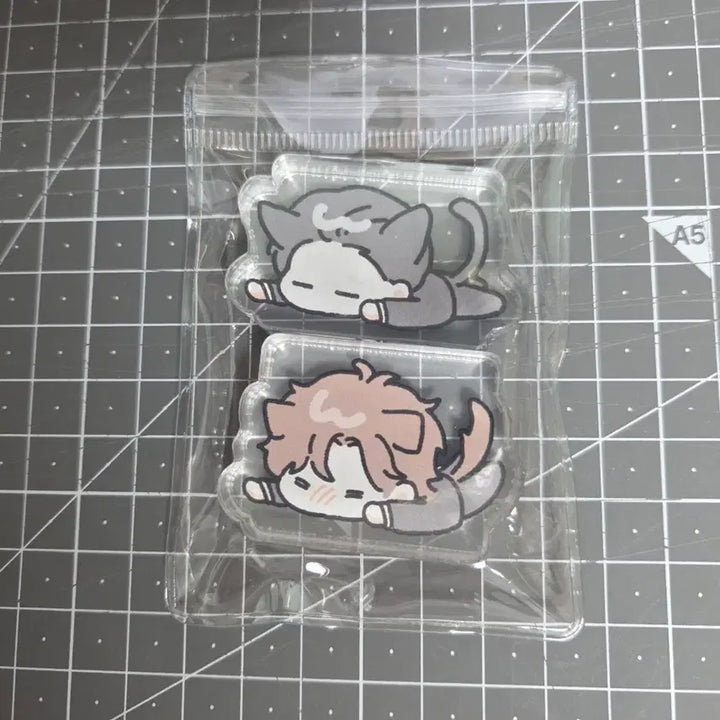 [BUNJANG] Baeyohdoen Kang Cha Acrylic Stand / 변호됨 강차 아크릴 코롯토 원가 양도