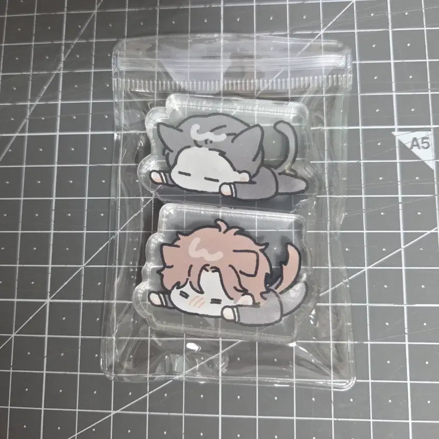 [BUNJANG] Baeyohdoen Kang Cha Acrylic Stand / 변호됨 강차 아크릴 코롯토 원가 양도