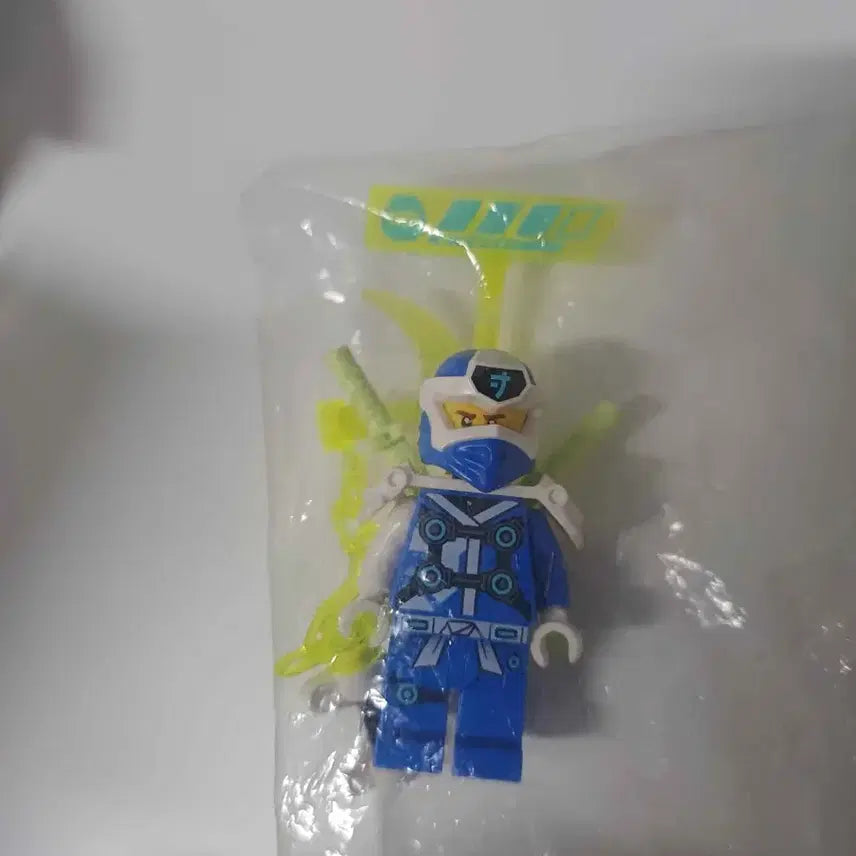 [BUNJANG] LEGO Ninjago Genuine Jay (Includes Weapon Parts) / 레고 정품 닌자고 디지털 제이(무기파츠 포함)