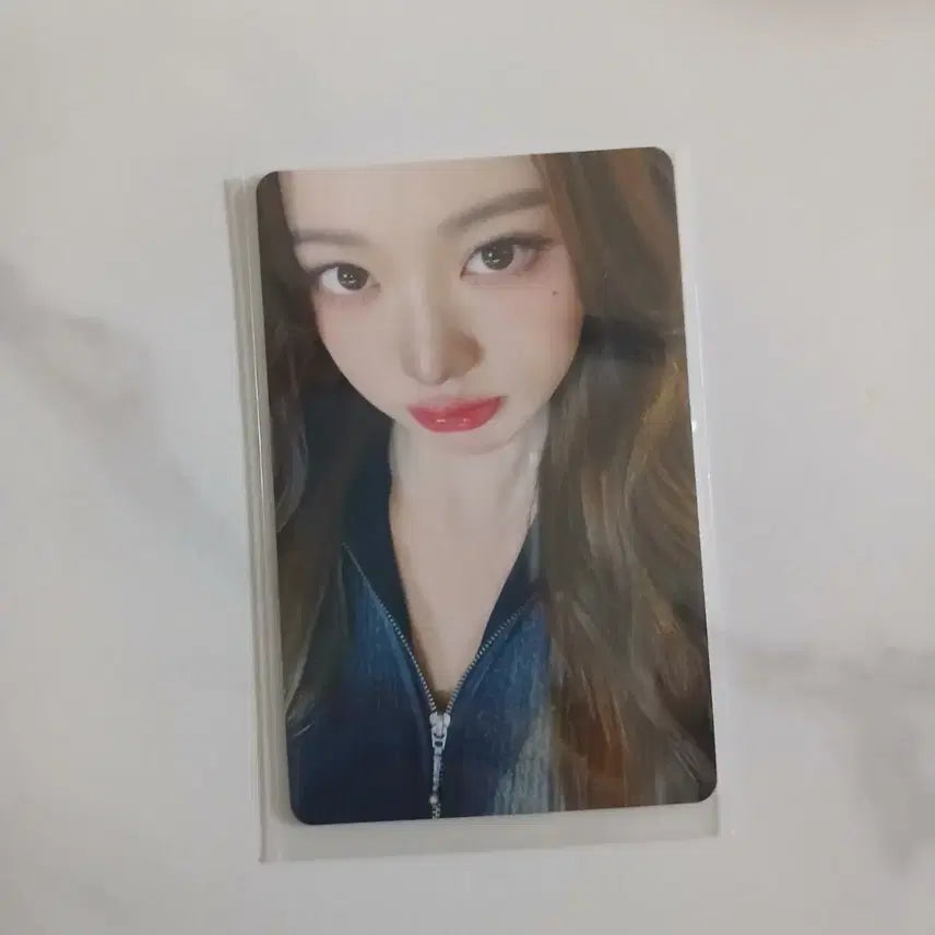 [BUNJANG] IVE Jang Wonyoung Revive Qqmusic Photocard / 아이브 장원영 리바이브 큐큐뮤직 얼빡 포토카드