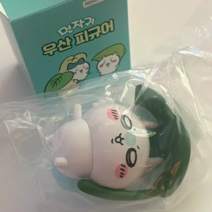 [BUNJANG] Chiikawa Momonga Umbrella Figure (Sealed) / 모몽가 우산피규어 미개봉 판매