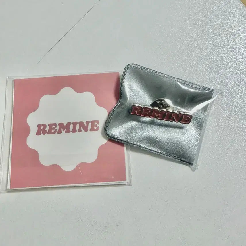 [BUNJANG] Ressene Remind Badge / 리센느 뱃지 리마인 뱃지 판매합니다