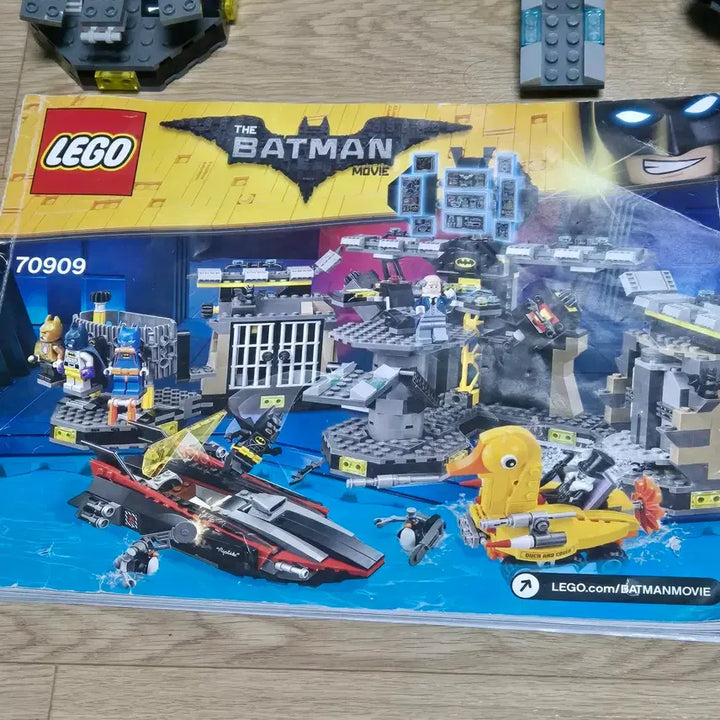 [BUNJANG] LEGO Batman Movie 70909 Batcave / 레고 배트맨 무비 70909 배트케이브