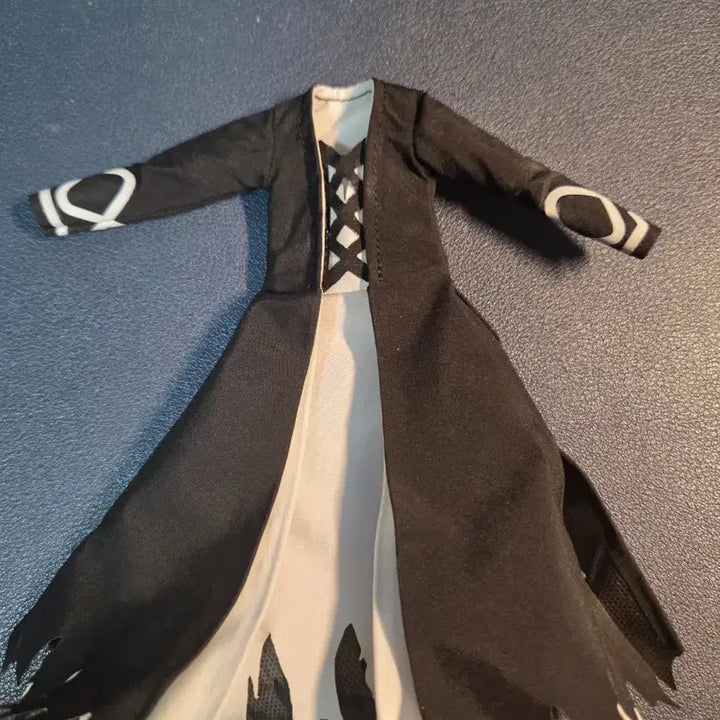 [BUNJANG] GT Dasin 1/12 Scale Kurosaki Ichigo Bankai Version Custom Cloth Cape Set for SHF / 급처)Gt dasin 1/12 쿠로사키 이치고 만해 버젼, shf용 커스텀 천옷 일괄