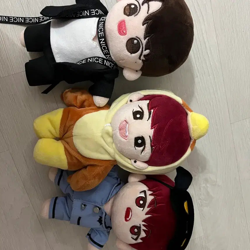 [BUNJANG] Wanna One Park Jihoon Plush Bundle Set / 워너원 솜인형 (박우진) 일괄