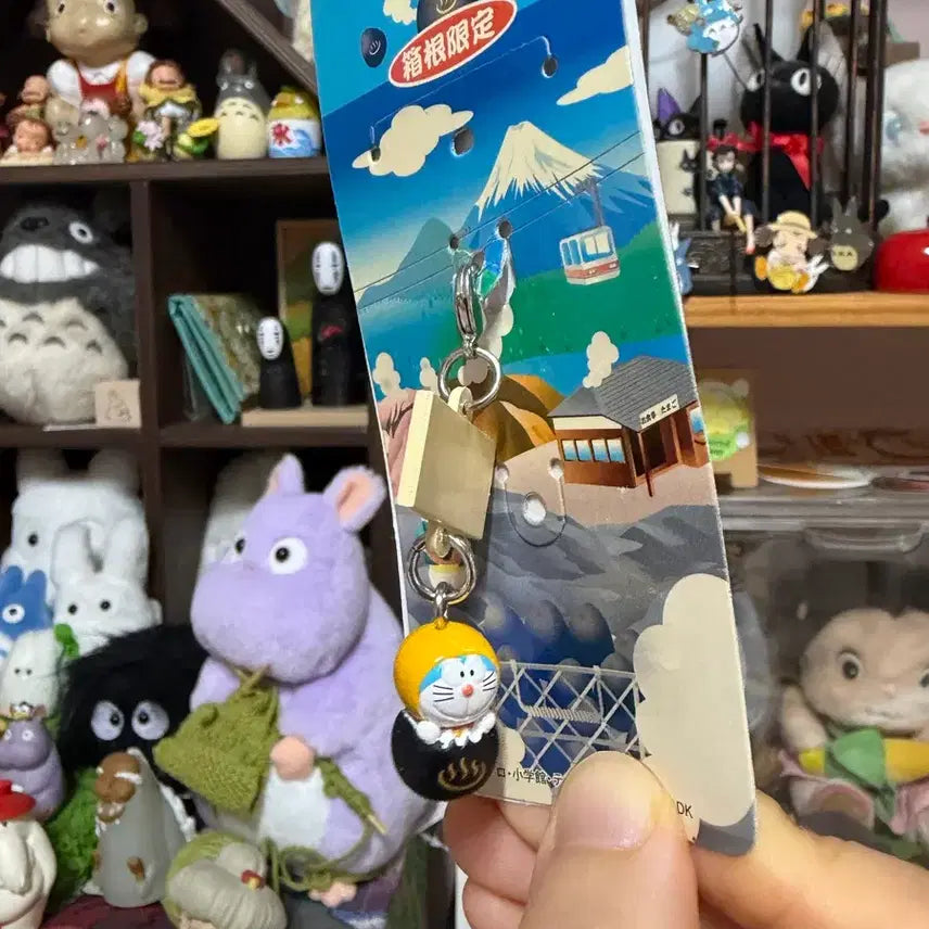 [BUNJANG] Vintage Doraemon Onsen Tamago Strap / 고전 지역한정 온천 타마고 도라에몽 스트랩
