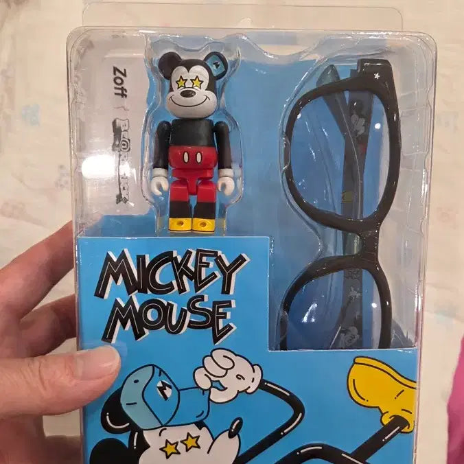 [BUNJANG] Limited Edition Bearbrick x Zoff Collaboration Figure Set / 한정판 베어브릭 x Zoff 콜라보 새제품