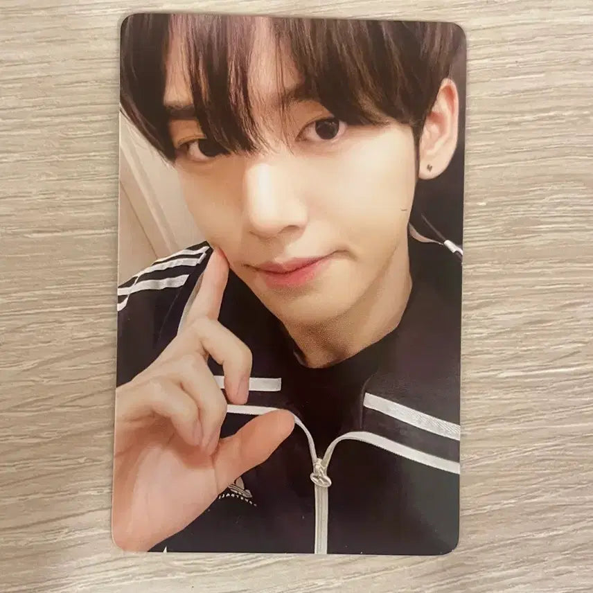 [BUNJANG] ZB1 Sung Hanbin World Tour Here&amp;Now Bangkok Photocard / 제로베이스원 앤더블 한유진 월드투어 here&amp;now 방콕 포카