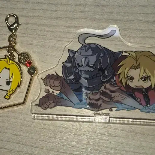 [BUNJANG] Edward Elric &amp; Alphonse Elric Acrylic Standee Bundle Set / 에드워드 엘릭 참, 알폰스 엘릭 에드워드 엘릭 아크릴 스탠드 일괄