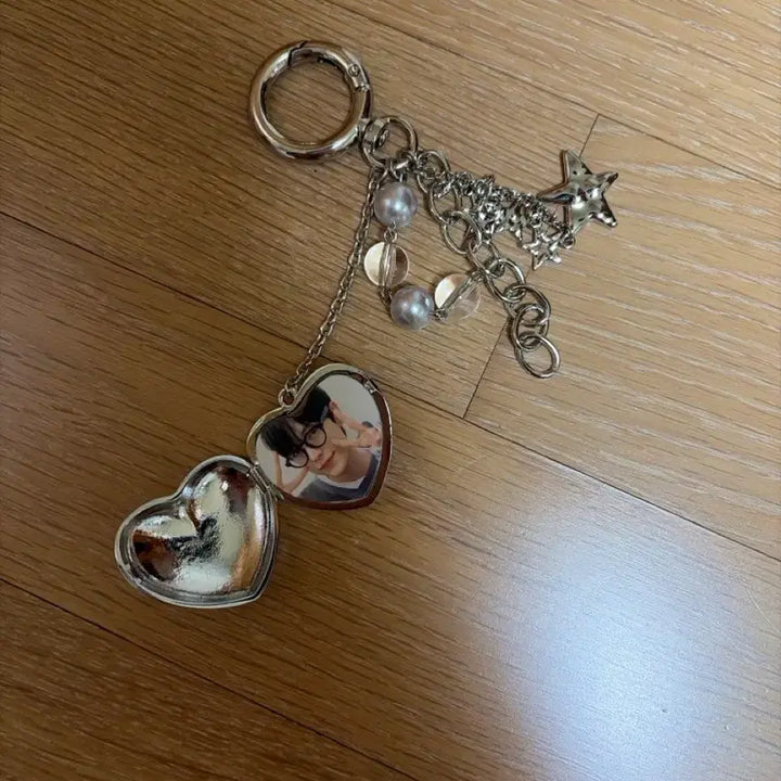 [BUNJANG] Yushi Steady Heart Pendant Keyring / 보관용 유우시 스테디 하트팬던트 키링