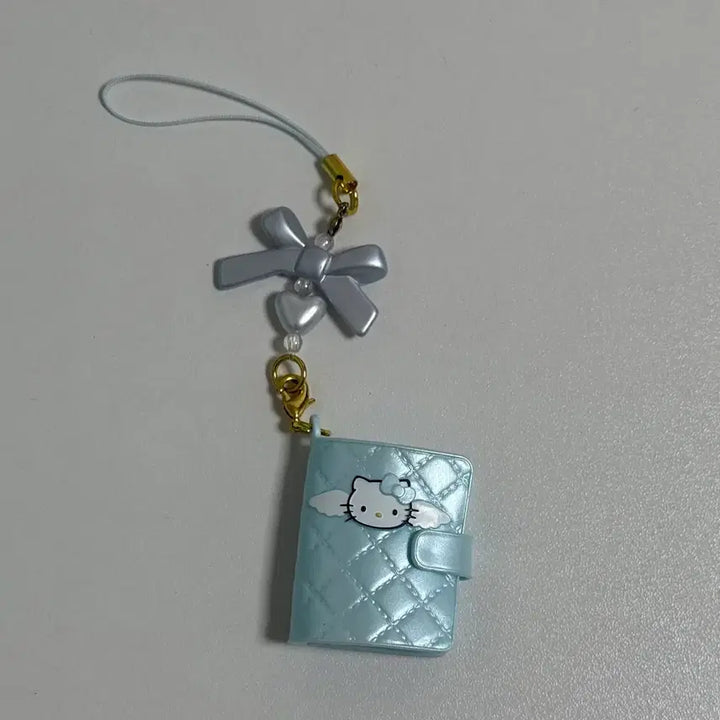 [BUNJANG] Sanrio Hello Kitty Quilted Strap Keychain / 산리오 헬로키티 퀄트 퀄팅 스트랩 키링