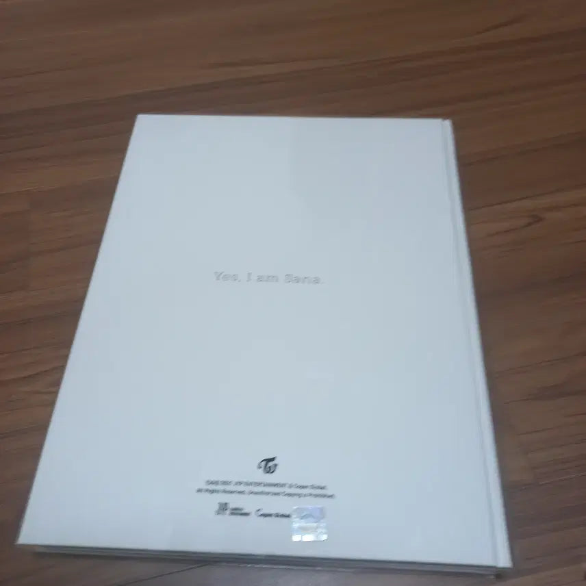 [BUNJANG] TWICE Sana I am Sana Photobook / 트와이스 사나 포토북 I am sana