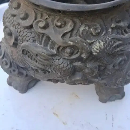 [BUNJANG] Bronze Incense Burner with Engraved Pattern / 동조각문양 향로 무게5키로 가격제시판매