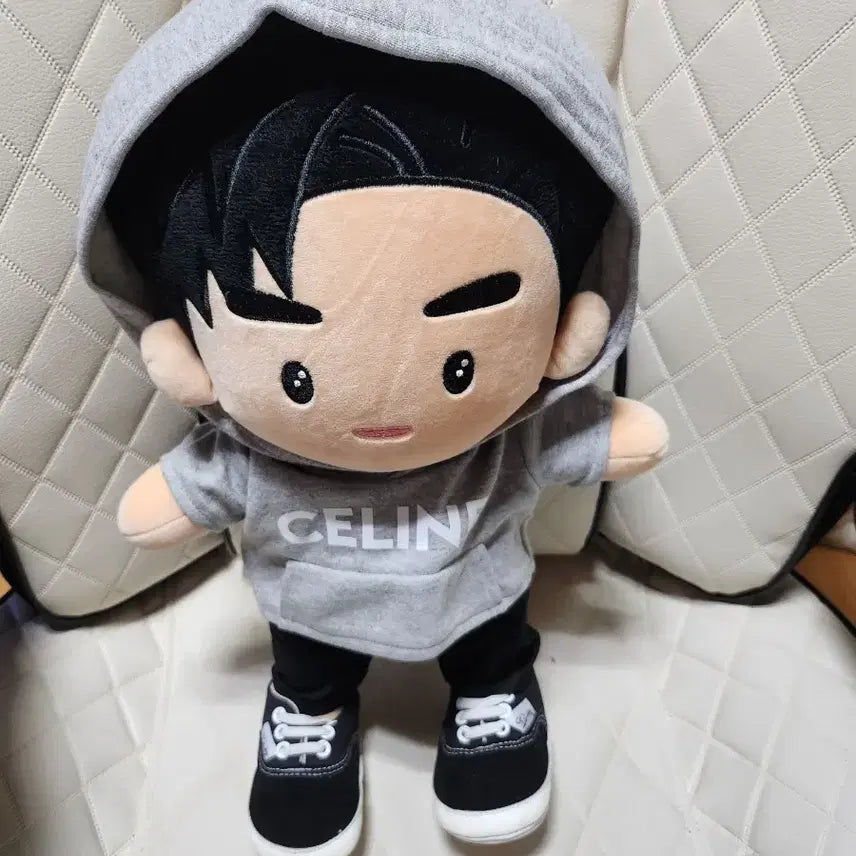 [BUNJANG] Im Young Woong 40cm Doll / 임영웅 인형(40cm)팝니다.