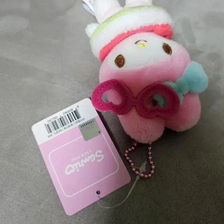 [BUNJANG] Sanrio My Melody Summer Tube Keychain Doll / 정품 산리오 마이멜로디 써머 튜브 키링 인형