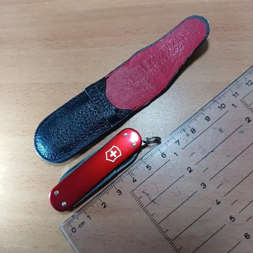 [BUNJANG] Victorinox Companion Smooth Red Alox Multi-tool / 빅토리녹스(SAK) 컴패니언  스무스 레드 알록스 레드