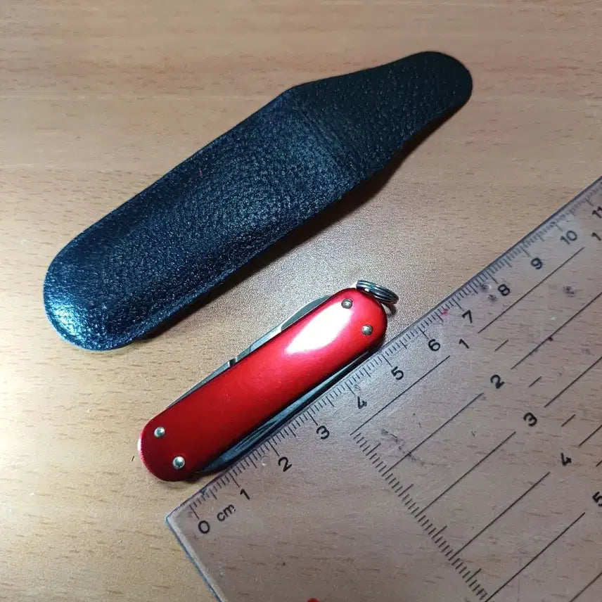 [BUNJANG] Victorinox Companion Smooth Red Alox Multi-tool / 빅토리녹스(SAK) 컴패니언  스무스 레드 알록스 레드