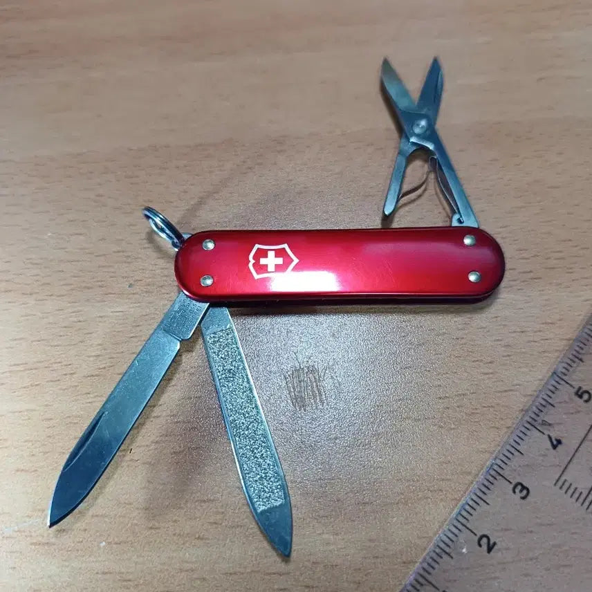 [BUNJANG] Victorinox Companion Smooth Red Alox Multi-tool / 빅토리녹스(SAK) 컴패니언  스무스 레드 알록스 레드