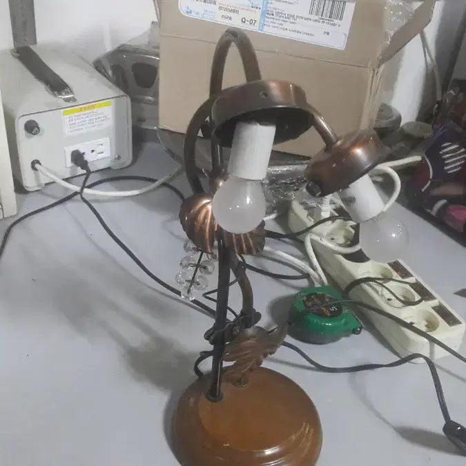 [BUNJANG] Japanese Brass and Wood Table Lamp / 일본 사이토 스탠드