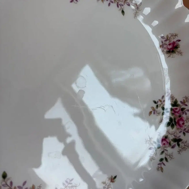 [BUNJANG] 1961 Royal Albert Lavender Rose Gilt Edge Plate / 1961년 영국 로얄알버트 라벤더 로즈 귀달이 접시