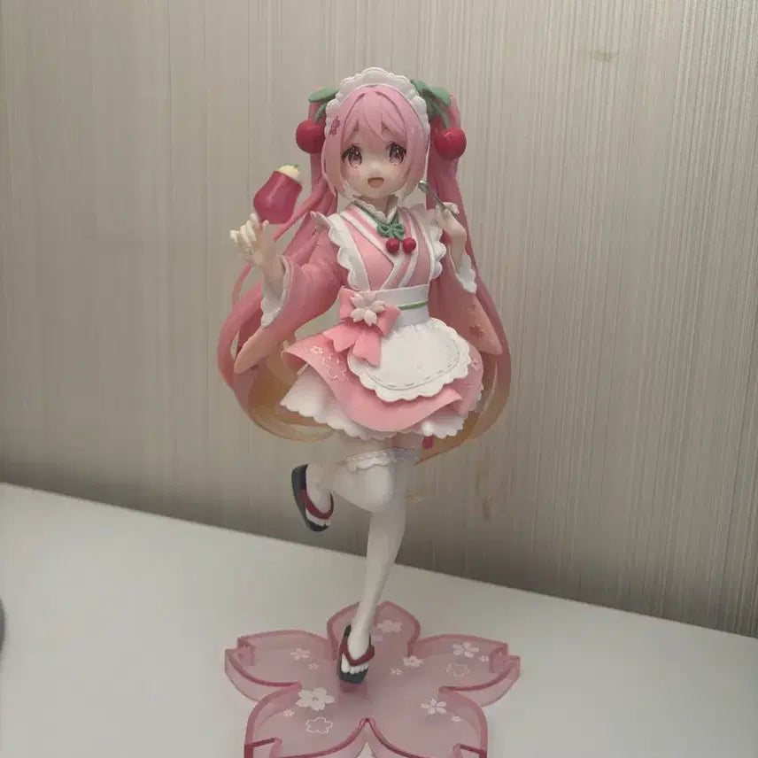 [BUNJANG] Vocaloid Sakura Miku Japanese Tea House Version Figure / 하츠네미쿠 코어풀 사쿠라미쿠 일본식 찻집 버전 피규어