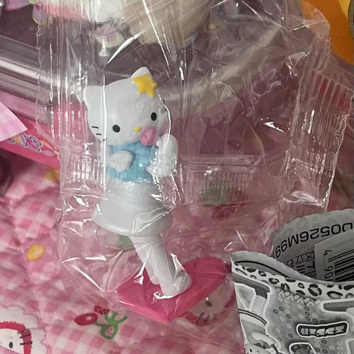 [BUNJANG] Sanrio Angel Kitty Long Legs Figure / 산리오 엔젤 롱다리 키티 피규어 천사키티 메디컬 요정 키티스트랩 가챠