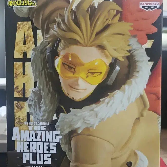 [BUNJANG] Bandai My Hero Academia The Amazing Heroes Plus Hawks Figure / 반다이 나의 히어로 아카데미아 더 어메이징 히어로즈 플러스 호크스 피규어