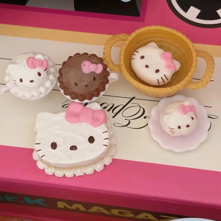 [BUNJANG] Sanrio Hello Kitty Miniature Dessert Set / 산리오 헬로키티 미니어처 디저트 5종세트