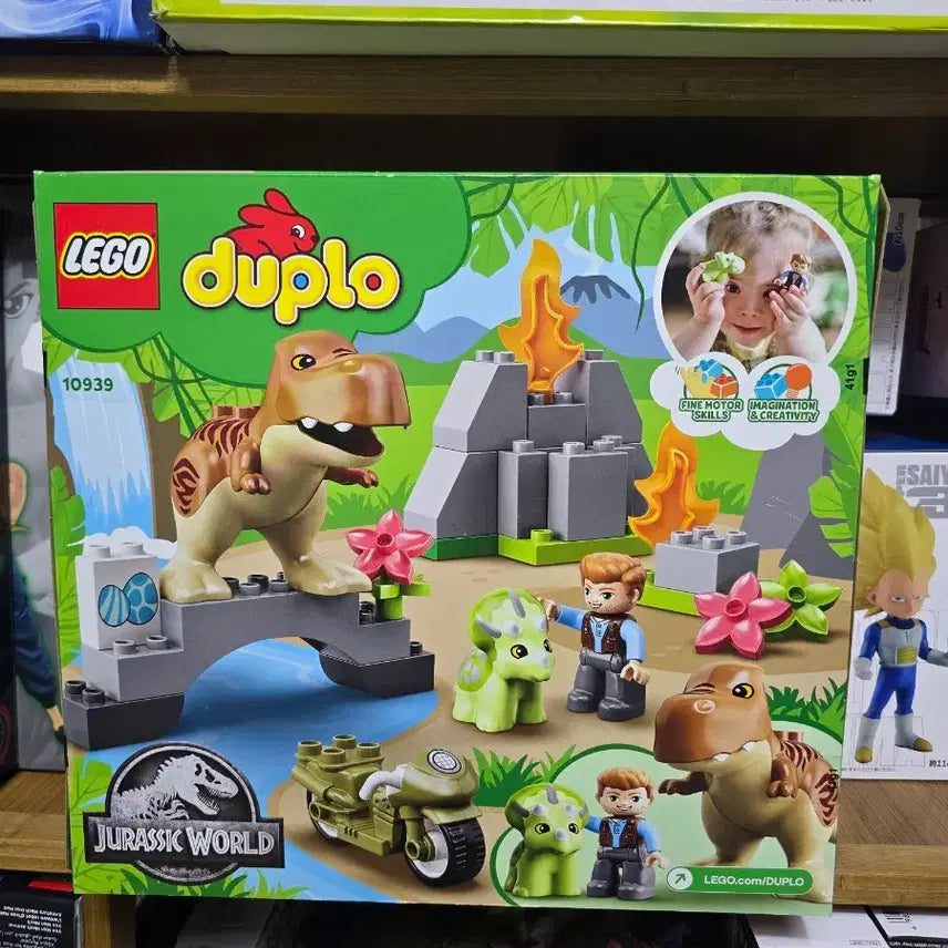 [BUNJANG] Lego Duplo Rex and Triceratops Dinosaur Escape 10939 / 듀플로 T렉스와 트리케라톱스 공룡 탈출 10939 레고 미개봉 판매합니다.