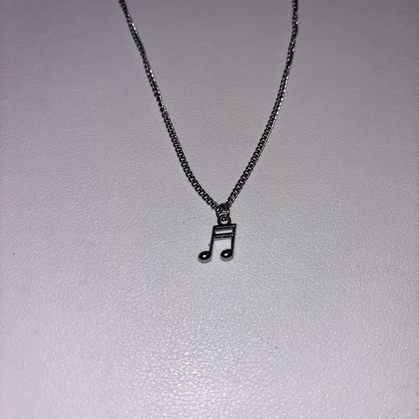 [BUNJANG] SEVENTEEN 9th Anniversary Woozi Necklace Photocard Bundle Set / [포카 포함] 세븐틴 9주년 우지 목걸이 팔아요