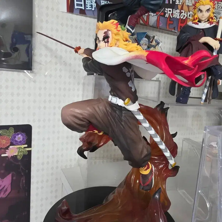 [BUNJANG] Demon Slayer Kyojuro Rengoku Ichiban Kuji D Prize Figure / 귀멸의 칼날 렌고쿠 제일복권 D상 피규어