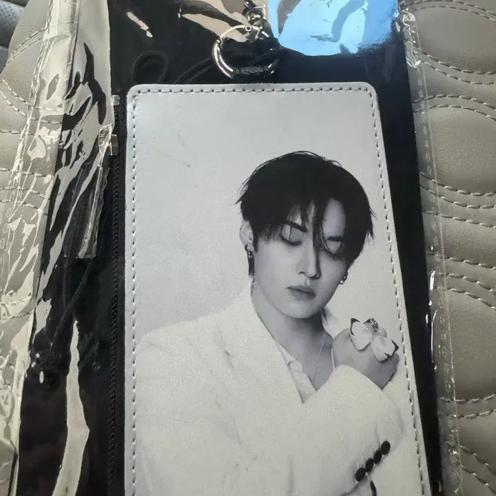 [BUNJANG] Stray Kids Lee Know Run It Card Holder / (미개봉 원가양도) 스트레이키즈 스키즈 straykids 런잇 카드지갑 리노