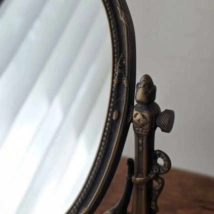 [BUNJANG] French Antique Bronze Table Mirror Vanity Mirror Interior Decor / 프랑스 앤틱 브론즈 탁상거울 / 화장대 거울 / 인테리어 소품