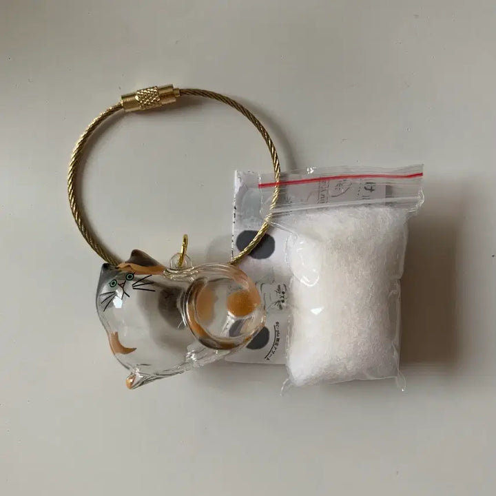 [BUNJANG] Cat Fur Storage Case Gacha Capsule Toy / 고양이 털 보관함 케이스 가챠 캡슐토이